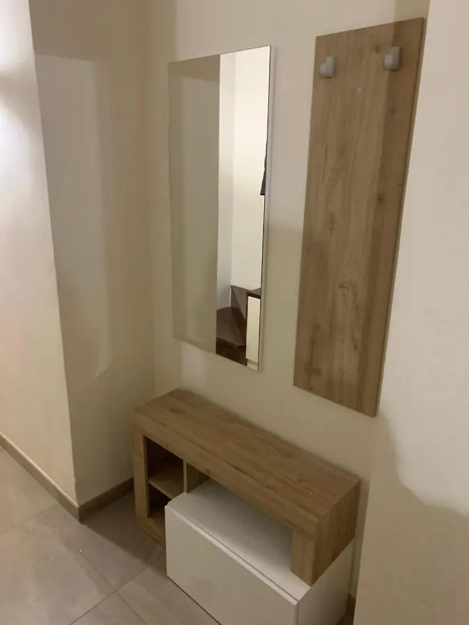Foria 58 Apartaments Napoli 0*,  Italia